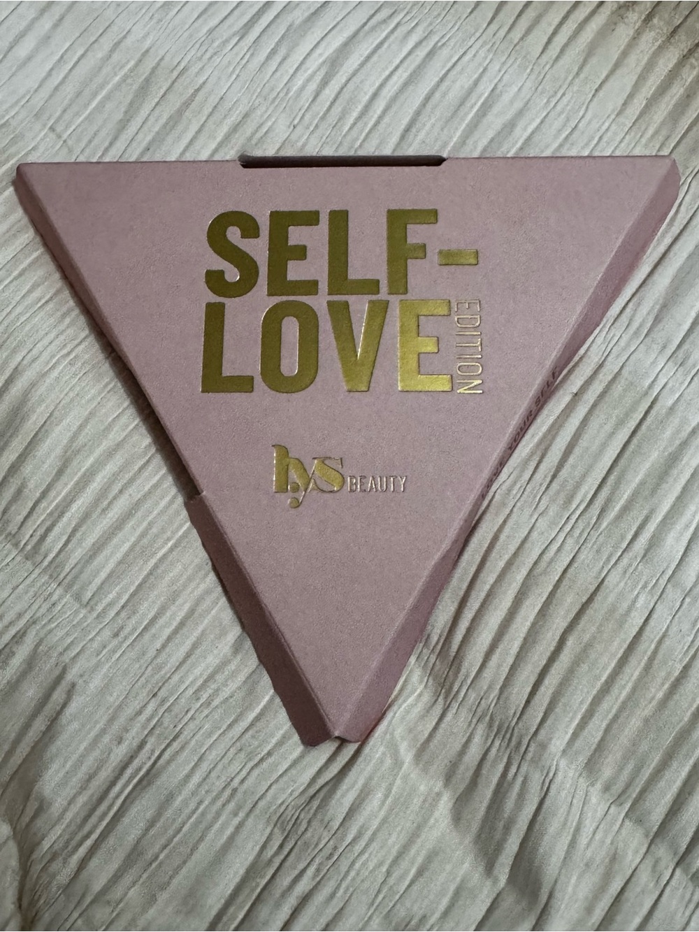 SELF-LOVE Edition Triangle Eyeshadow Palette - NEW